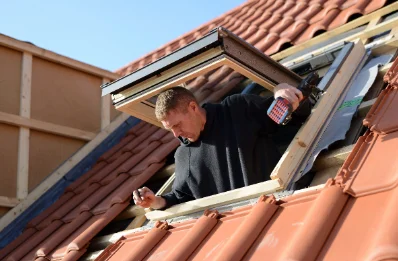 Pose de fenêtres de toit Velux à Gumond